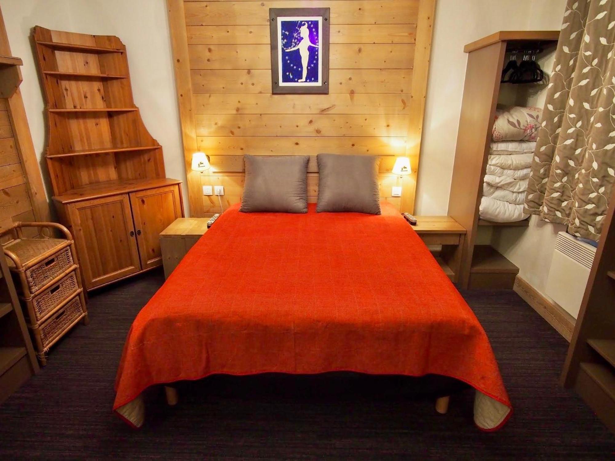 Risoulski Antares - Piscine Et Sauna ภายนอก รูปภาพ